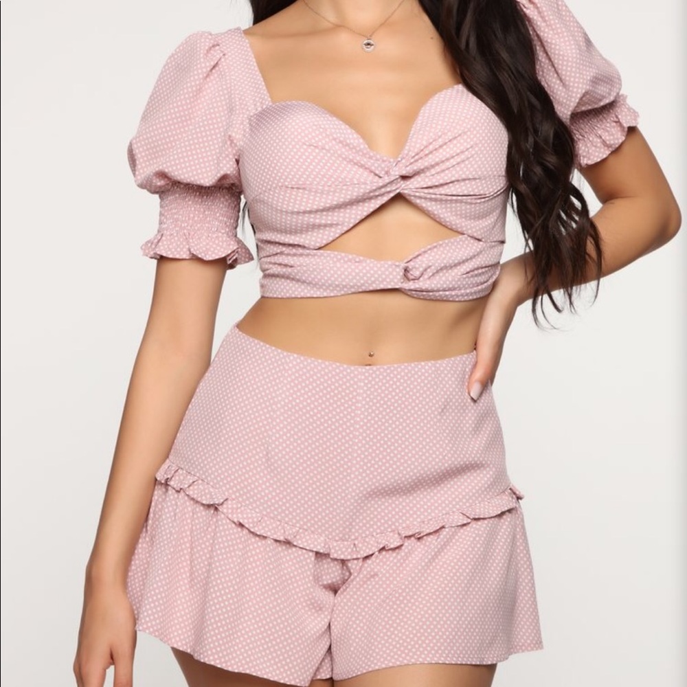 NEW 2 Piece Set